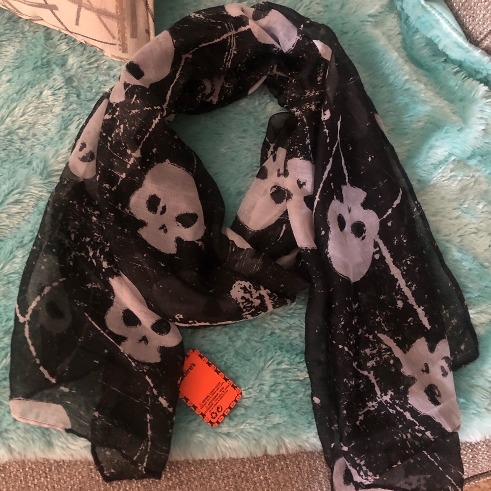 Halloween scarf